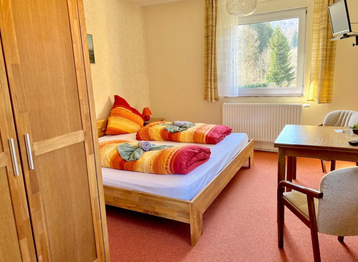 Vor Lauter Baeumen B&B Zorge Room photo